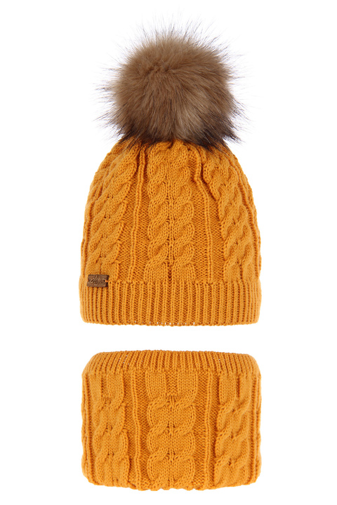Winter set for woman: hat and tube scarf green Asturia