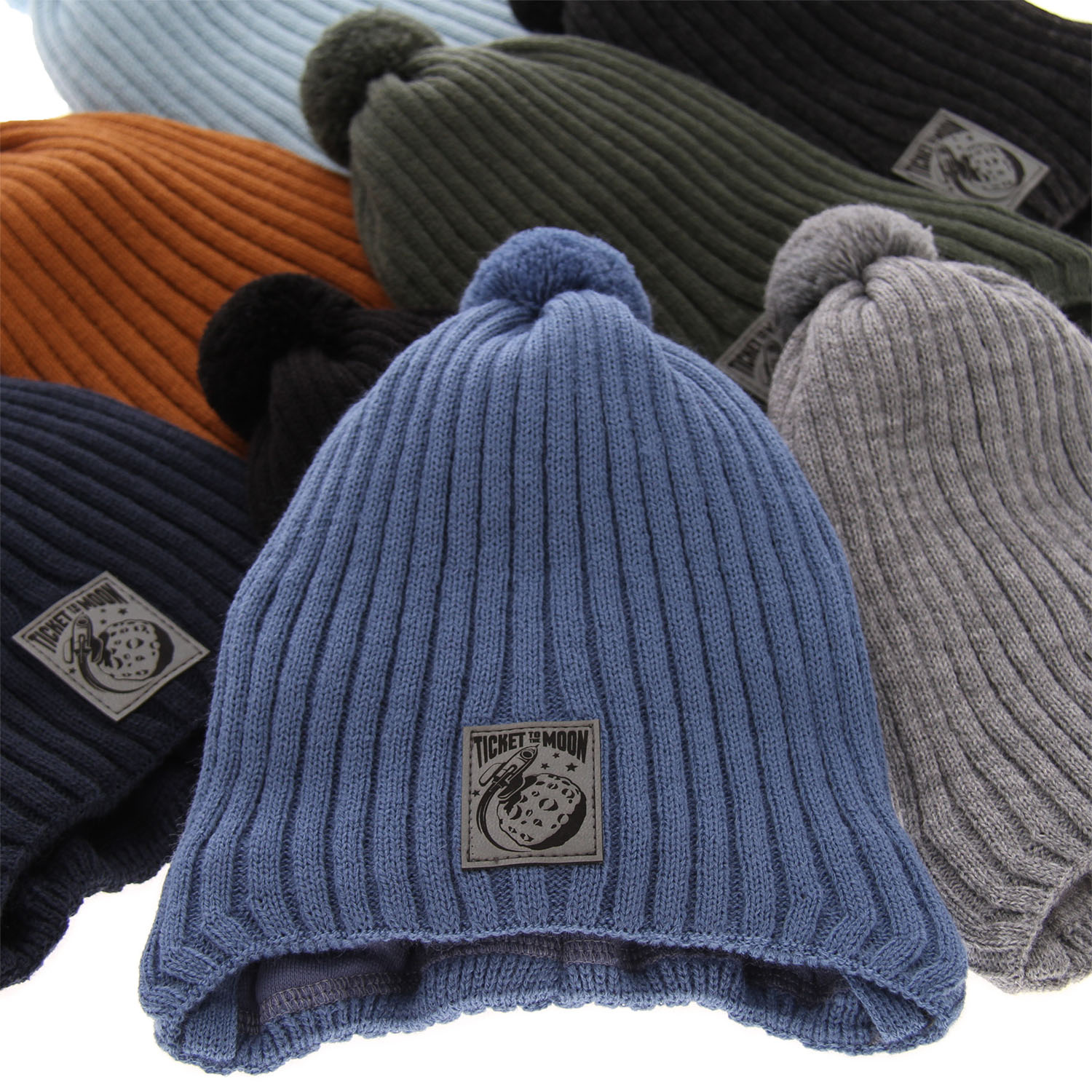 Czapka jesienna, wiosenna dla chłopca, ciemnoszara, wiązana, z pomponem Cyspin