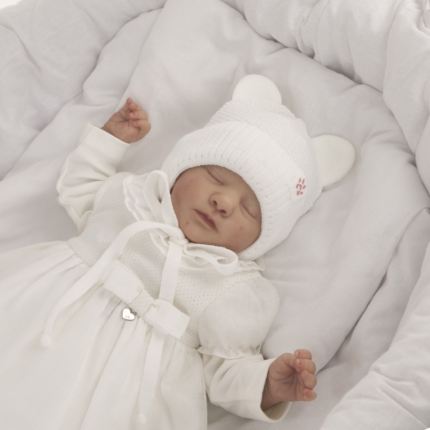 Czapka zimowa dla dziewczynki, różowa, wiązana Lala