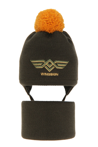 Czapka i komin dla chłopca zimowy komplet, khaki, z pomponem, wiązany Wings