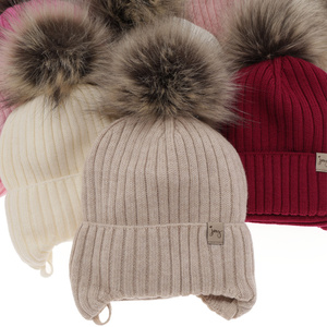 Czapka i komin dla dziewczynki zimowy komplet, kremowy, 100% wełniana merino, wiązany Junika