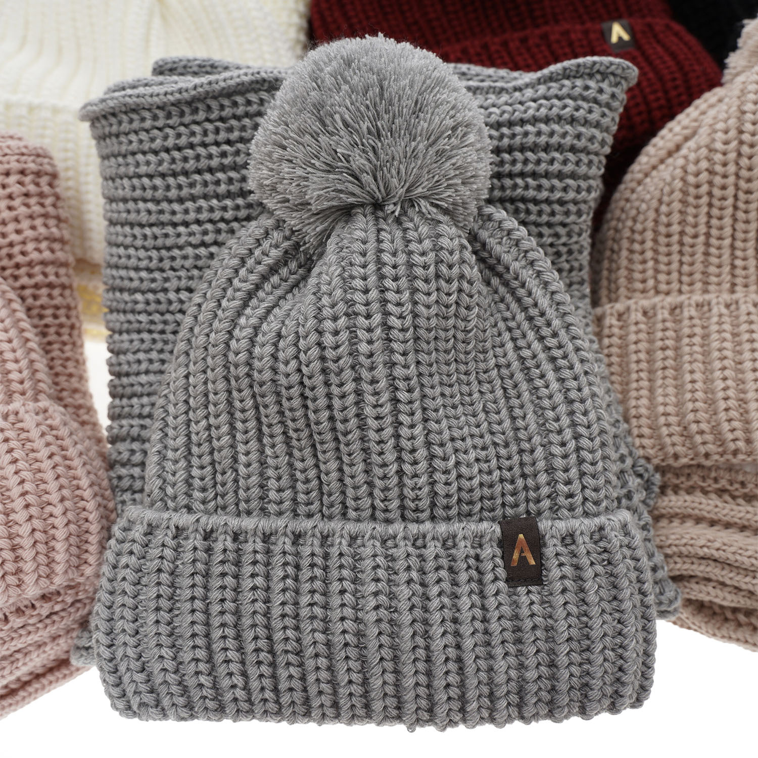 Czapka i szalik damski zimowy komplet, szmaragdowy, z pomponem Lupita