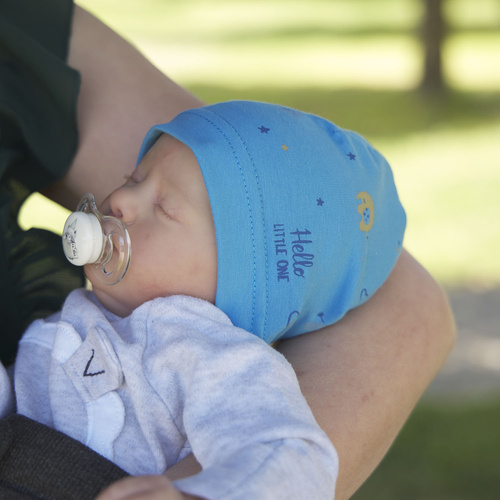 Czapka bawełniana dla chłopca jesienna, wiosenna, niebieska, z nadrukiem Afil