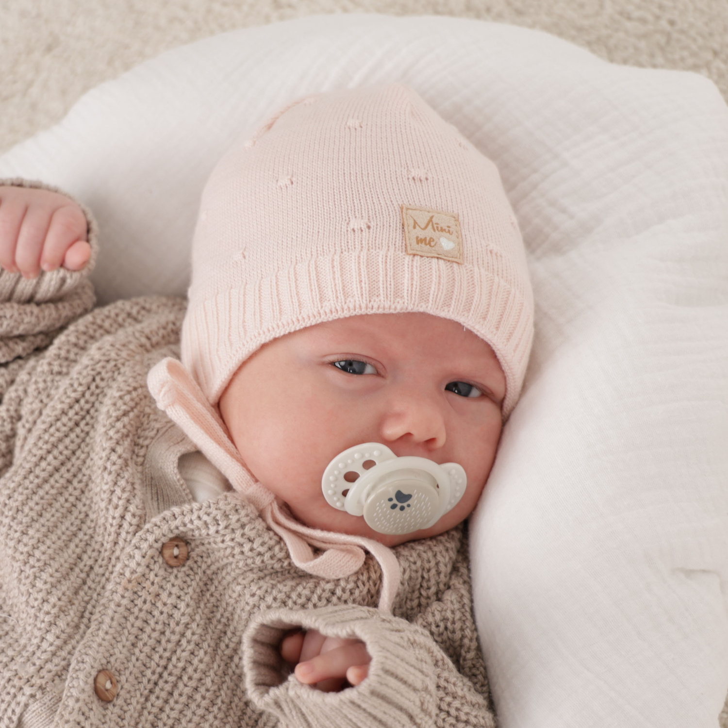 Czapka jesienna, wiosenna dla dziewczynki, beżowa, wiązana Celine