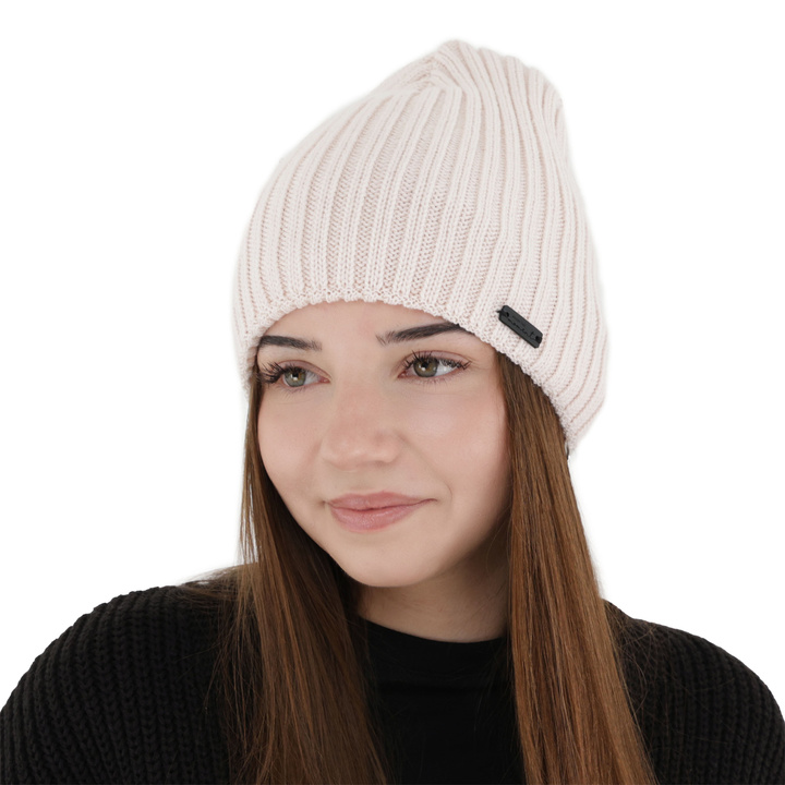 Czapka zimowa damska, jasnoróżowa, z wełną merino Soletta