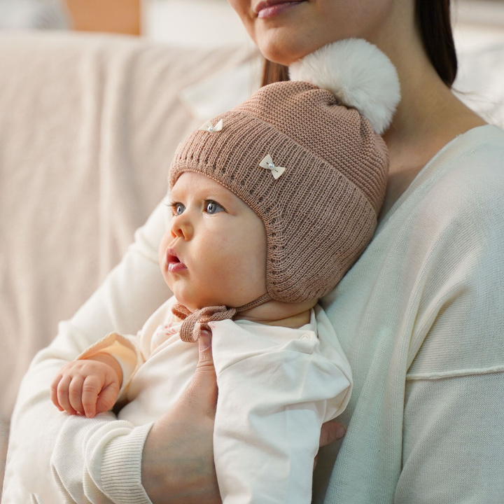 Czapka i szalik dla dziewczynki zimowy komplet, czarny, z pomponem, z wełną merino Maribel