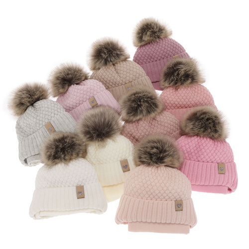 Czapka i szalik dla dziewczynki zimowy komplet, różowy, z pomponem Bianca