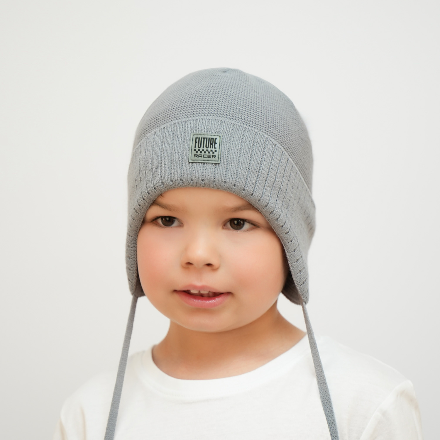 Czapka jesienna, wiosenna dla chłopca, czarna, wiązana Parys