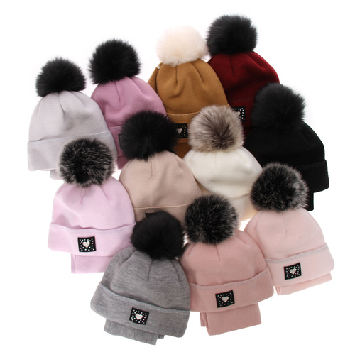 Czapka i komin dla dziewczynki zimowy komplet, camelowy, z pomponem Sendi