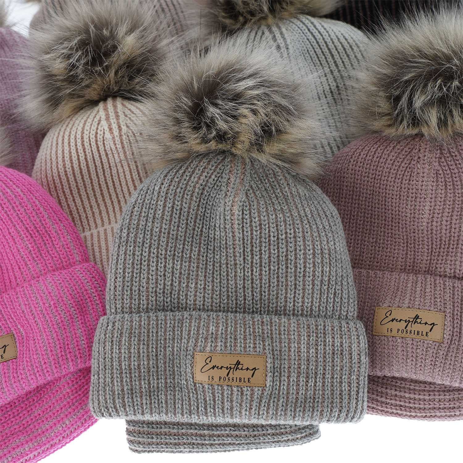 Czapka i komin dla dziewczynki zimowy komplet, różowy, z pomponem Floryda