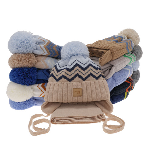 Czapka i szalik dla chłopca zimowy komplet, niebieski, wiązany, z pomponem Marcus