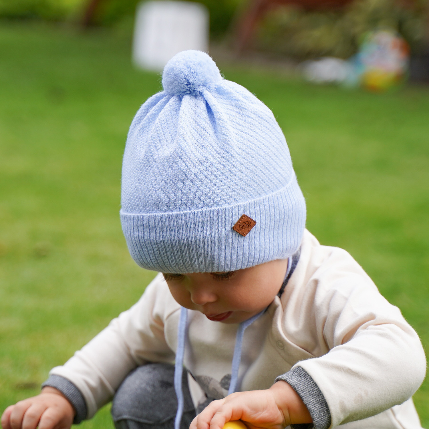 Czapka jesienna, wiosenna dla chłopca, niebieska, wiązana Halmin