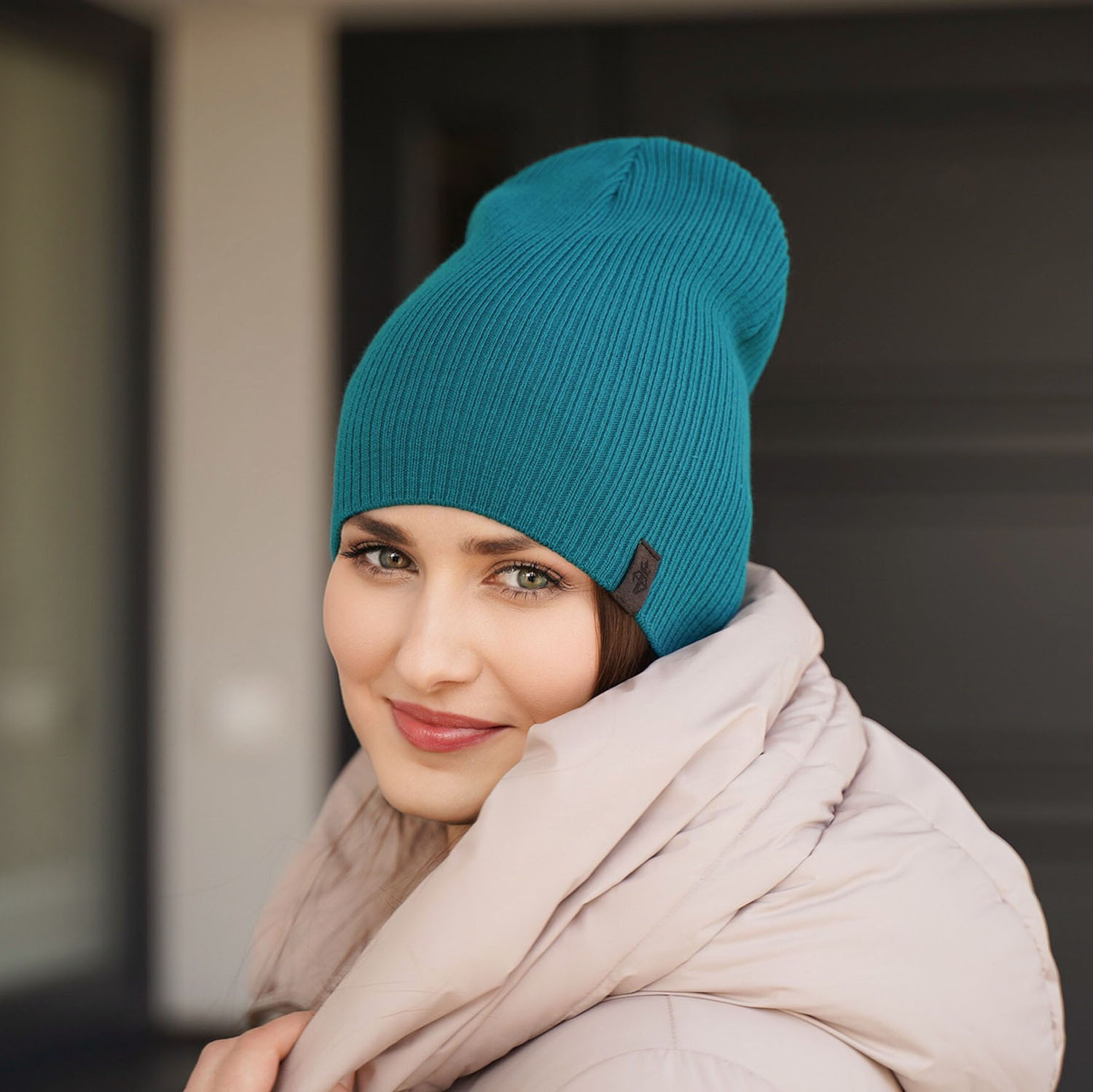 Czapka jesienna, wiosenna damska, beżowa Merci