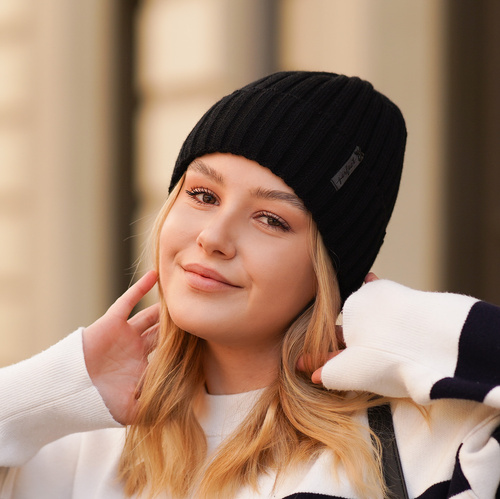 Czapka zimowa damska, różowa, elegancka, Parisa