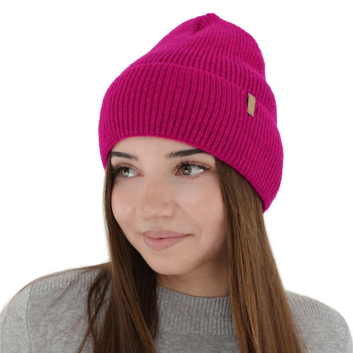 Czapka zimowa damska, amarantowa, z wełną merino Tahoe