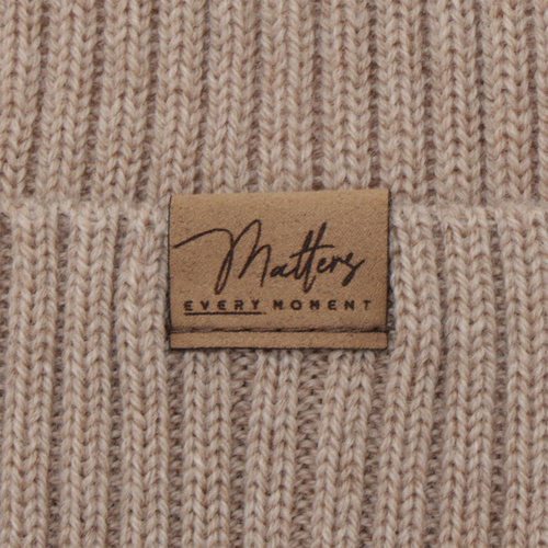 Czapka damska wiosenna, jesienna, różowa, 100% wełniana merino, bezszwowa, Fabrizia