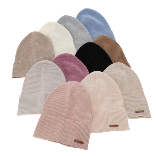 Czapka jesienna, zimowa damska, beżowa, 100% wełniana merino, Flerra